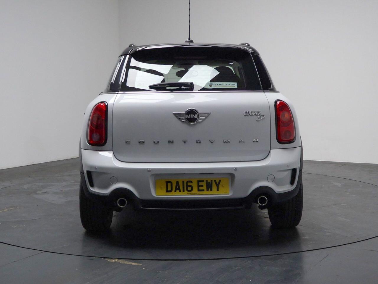 MINI Countryman - Image 12