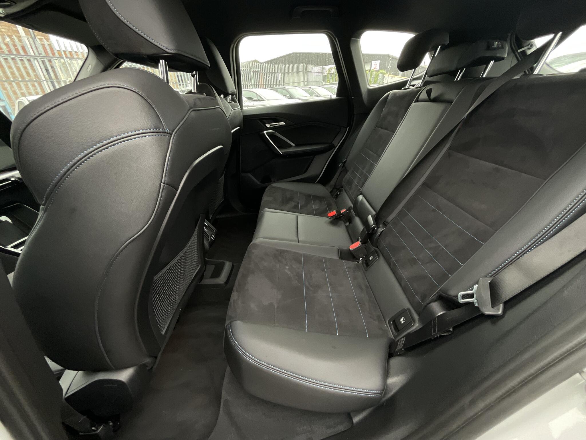 BMW iX1 - Image 15