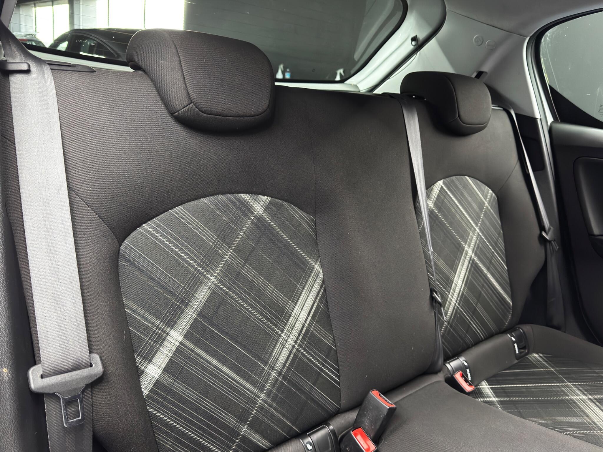 Vauxhall Corsa - Image 15