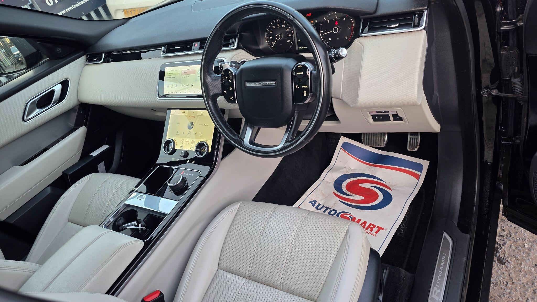 Land Rover Range Rover Velar - Image 35