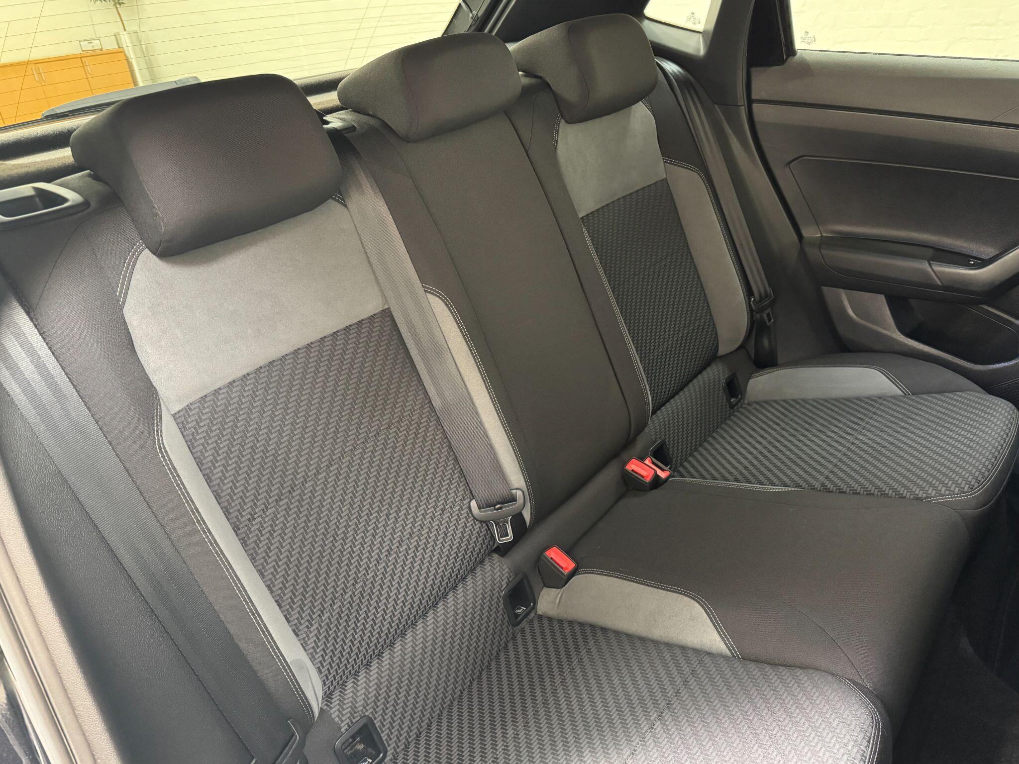 Volkswagen Polo - Image 51