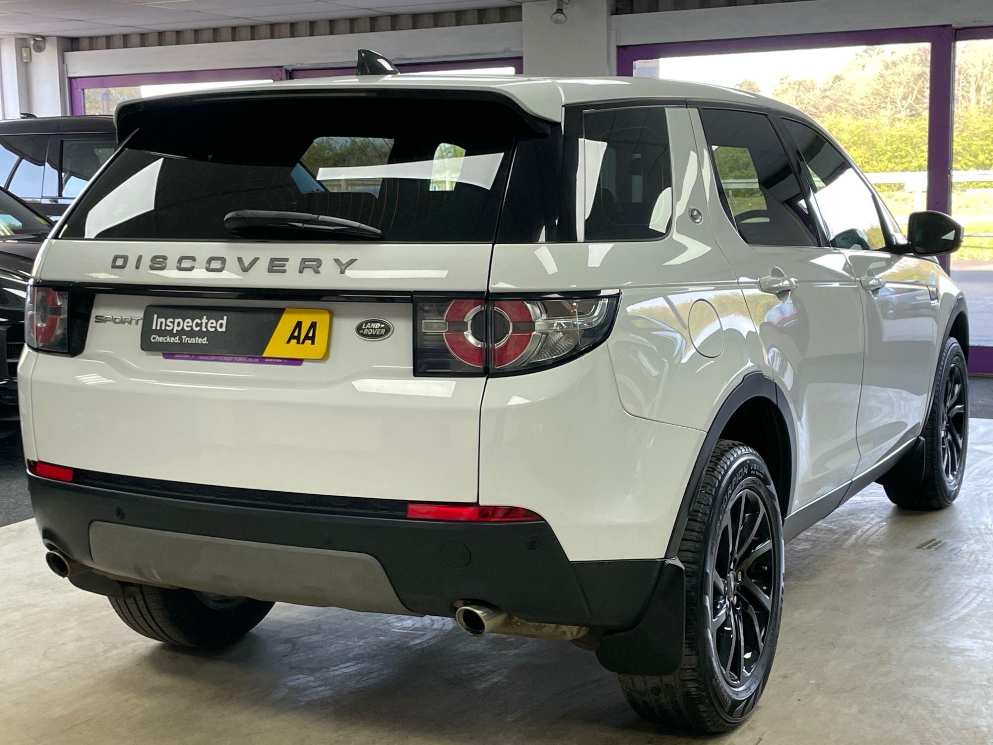 Land Rover DISCOVERY SPORT - Image 11