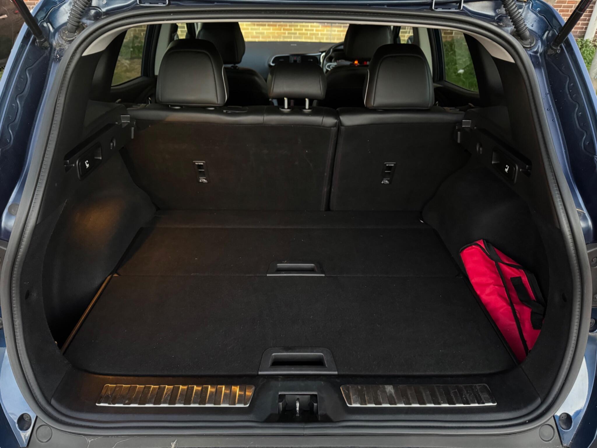 Renault Kadjar - Image 19