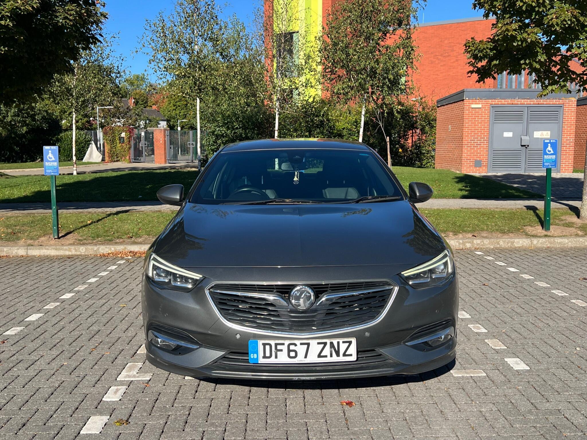 Vauxhall Insignia - Image 10