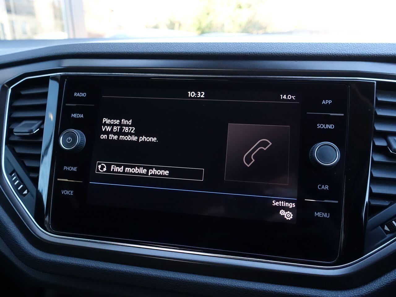 Volkswagen T-Roc - Image 7