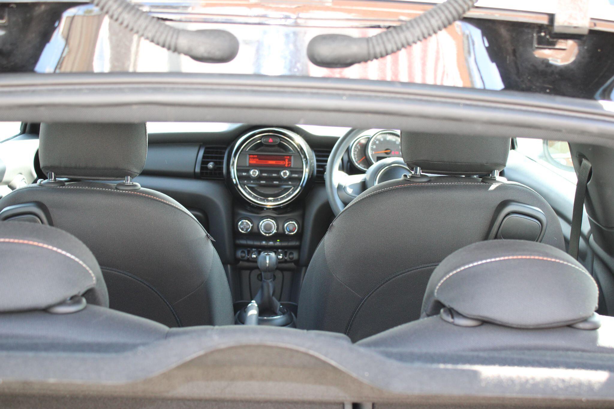 MINI Hatch - Image 18