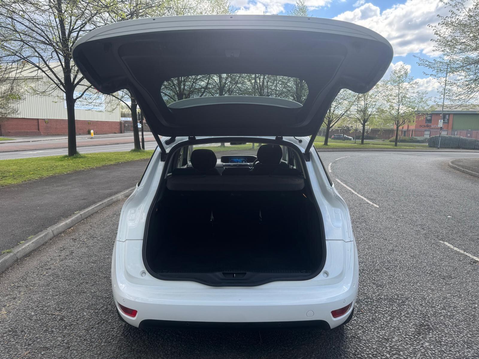 Citroen C4 Picasso - Image 40