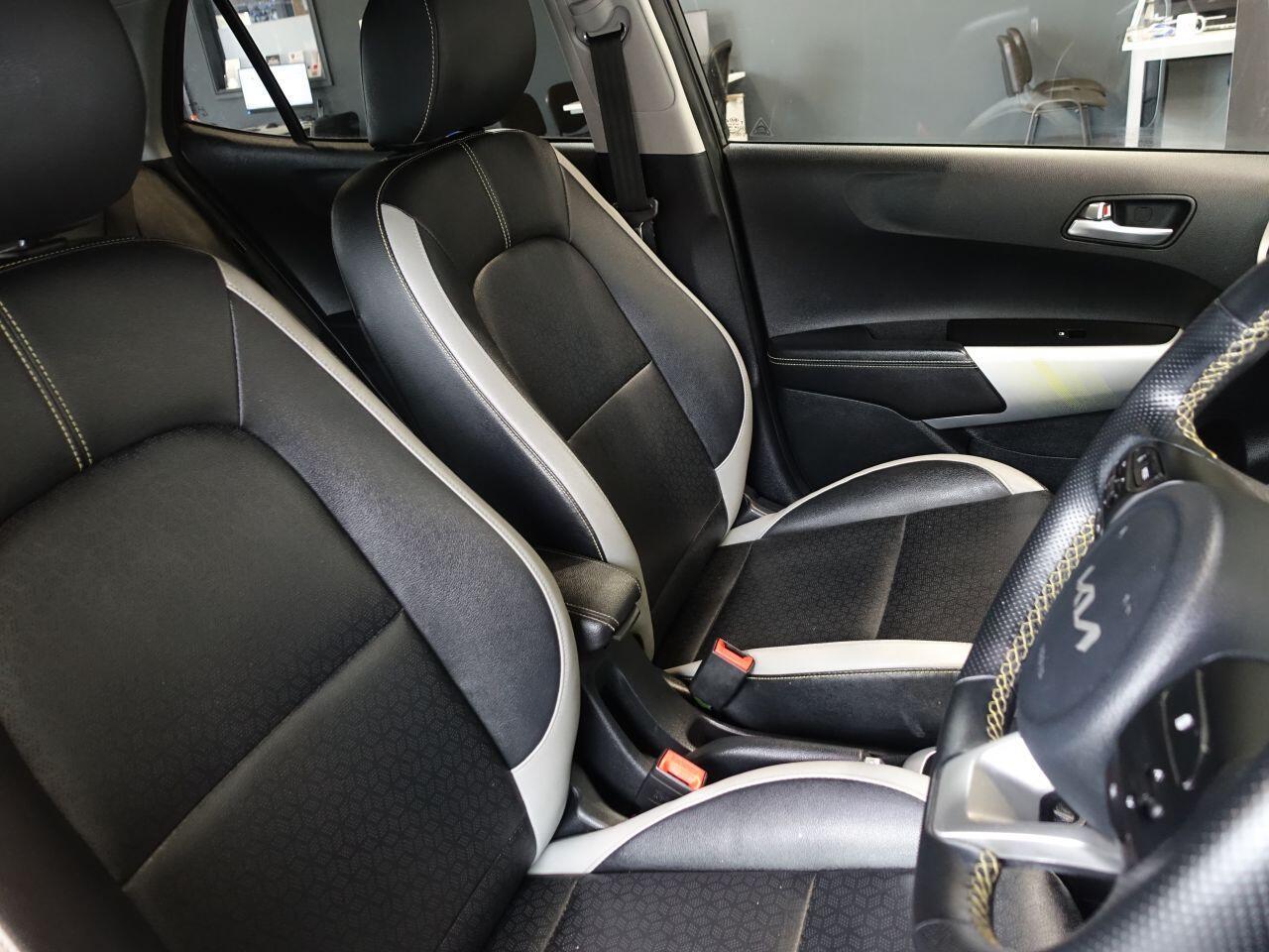 Kia Picanto - Image 13