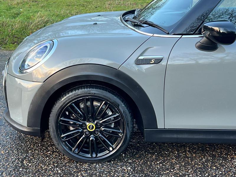 MINI Electric Hatch - Image 4