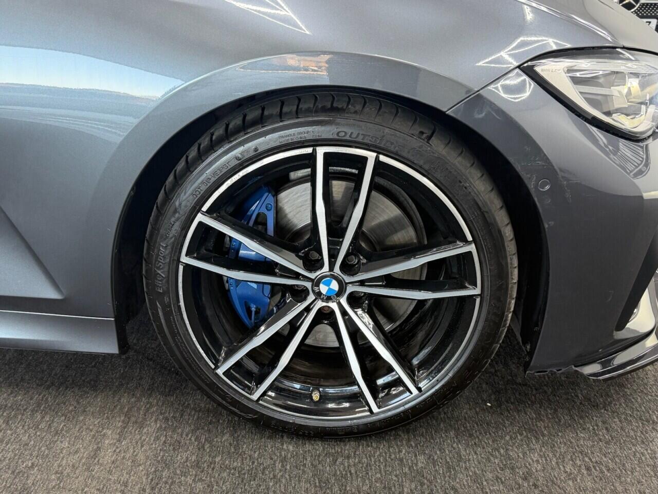 BMW 3 Series - Image 10