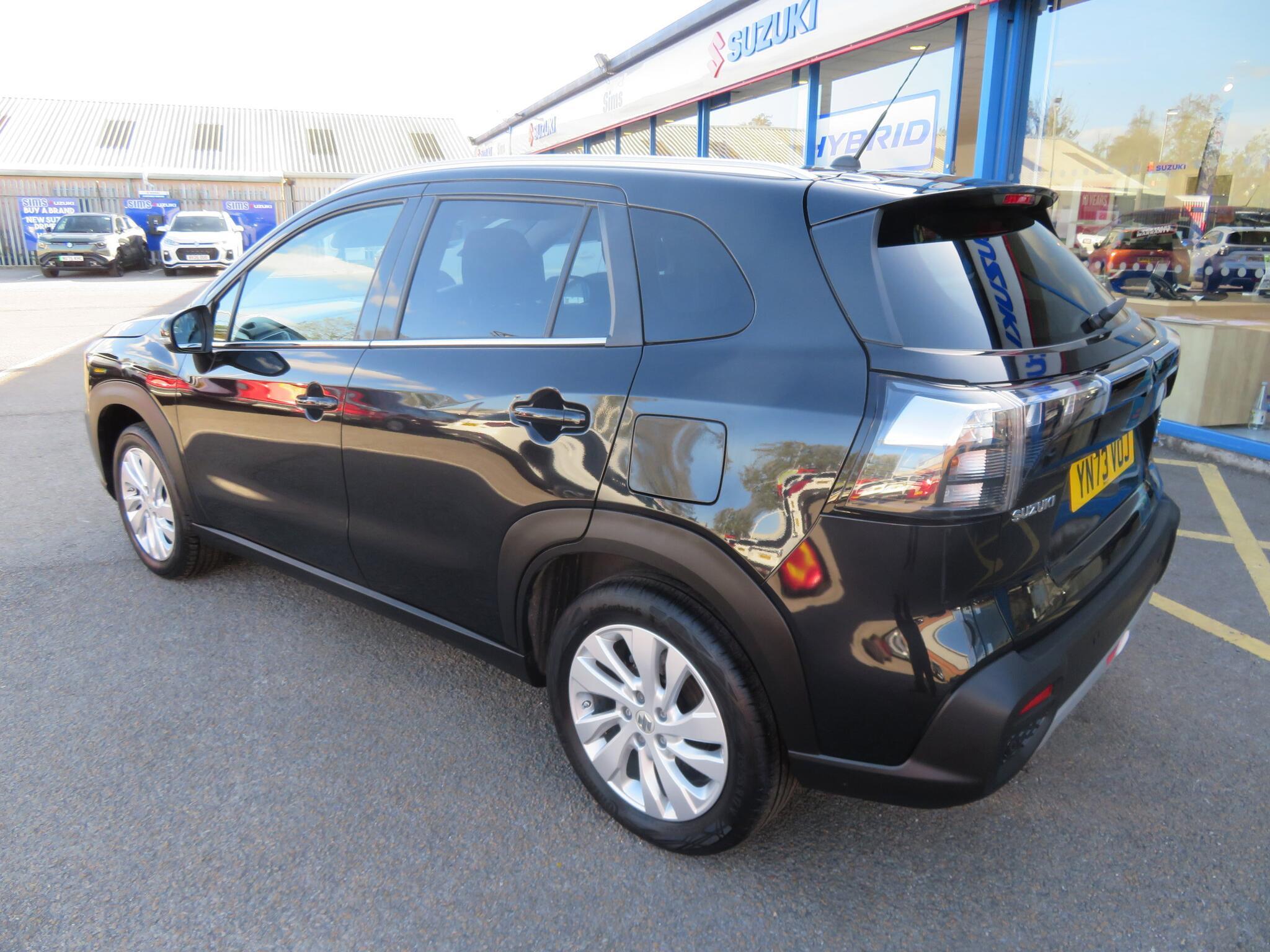 Suzuki S-Cross - Image 19