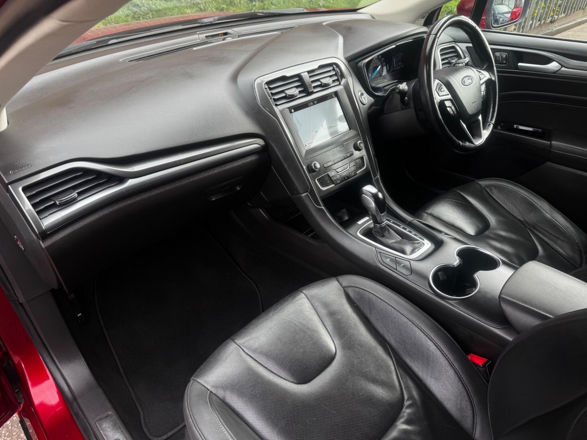 Ford Mondeo - Image 20