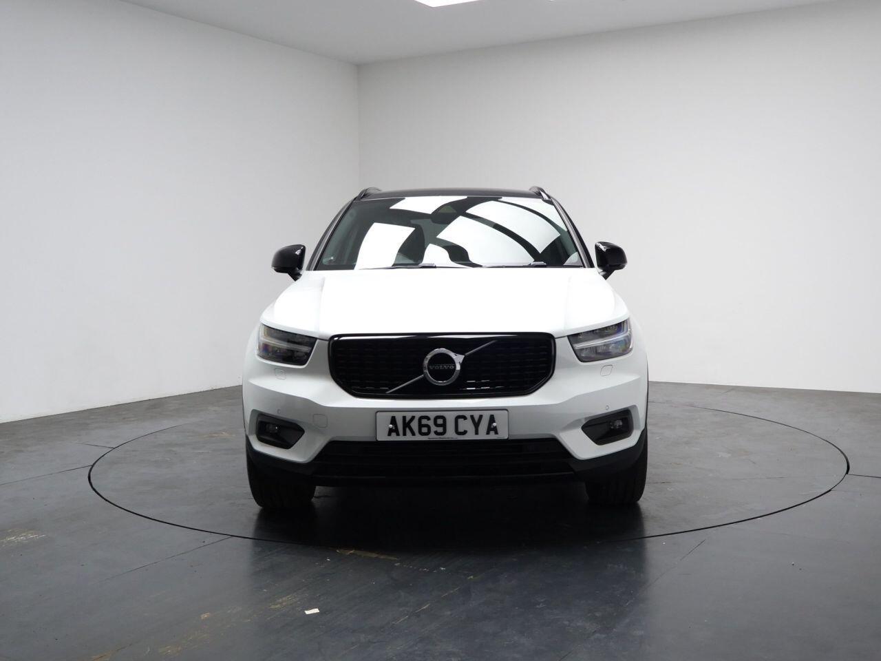 Volvo XC40 - Image 4
