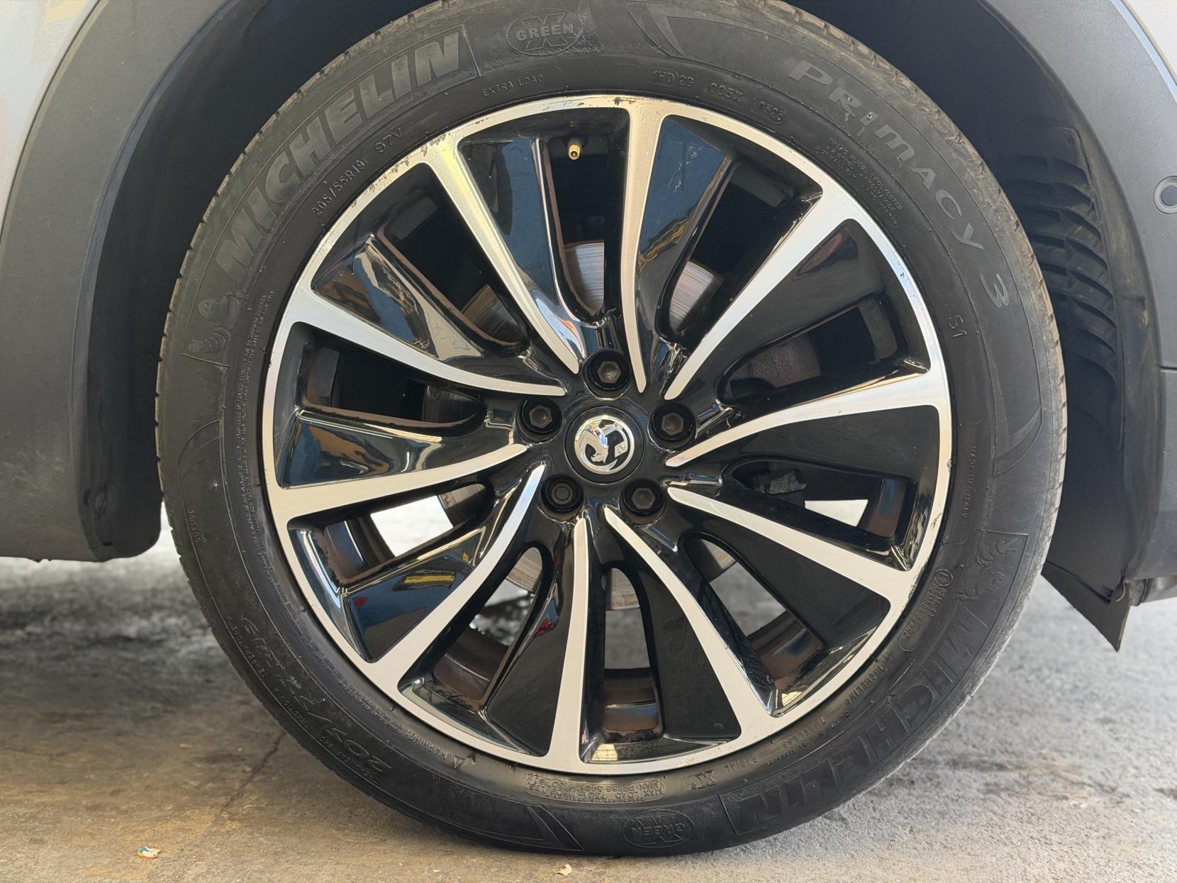 Vauxhall Grandland X - Image 18