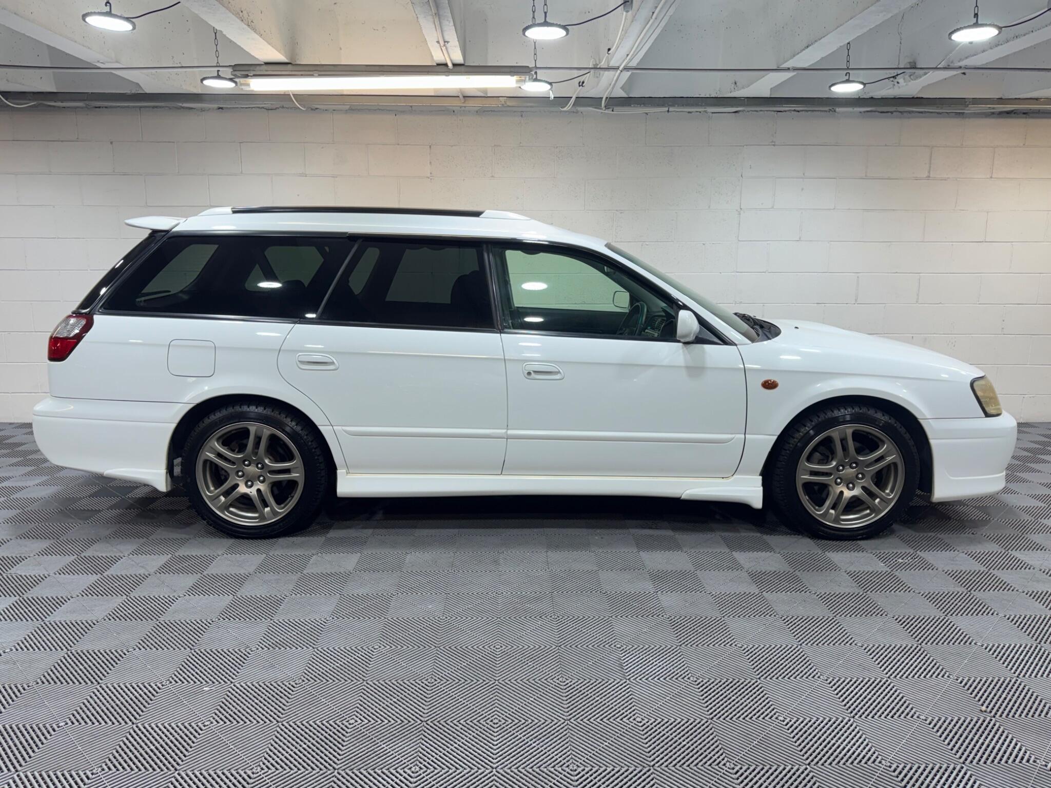 Subaru Legacy - Image 5