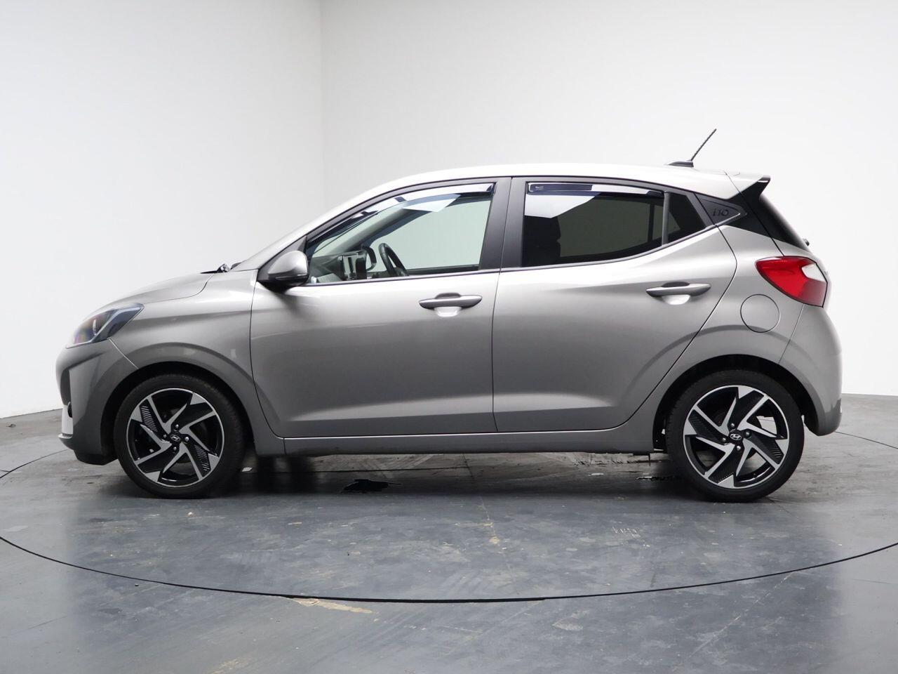 Hyundai i10 - Image 9