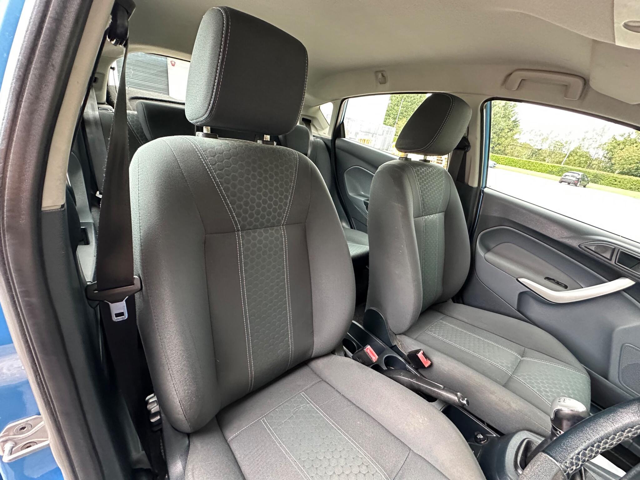 Ford Fiesta - Image 18