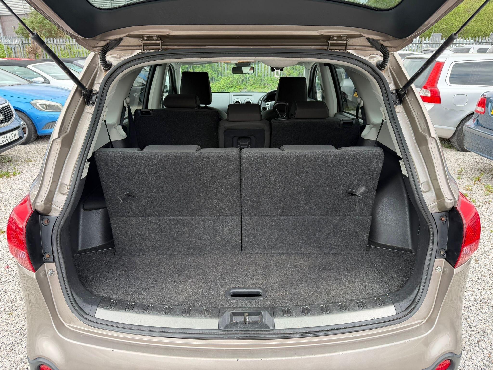 Nissan QASHQAI+2 - Image 12
