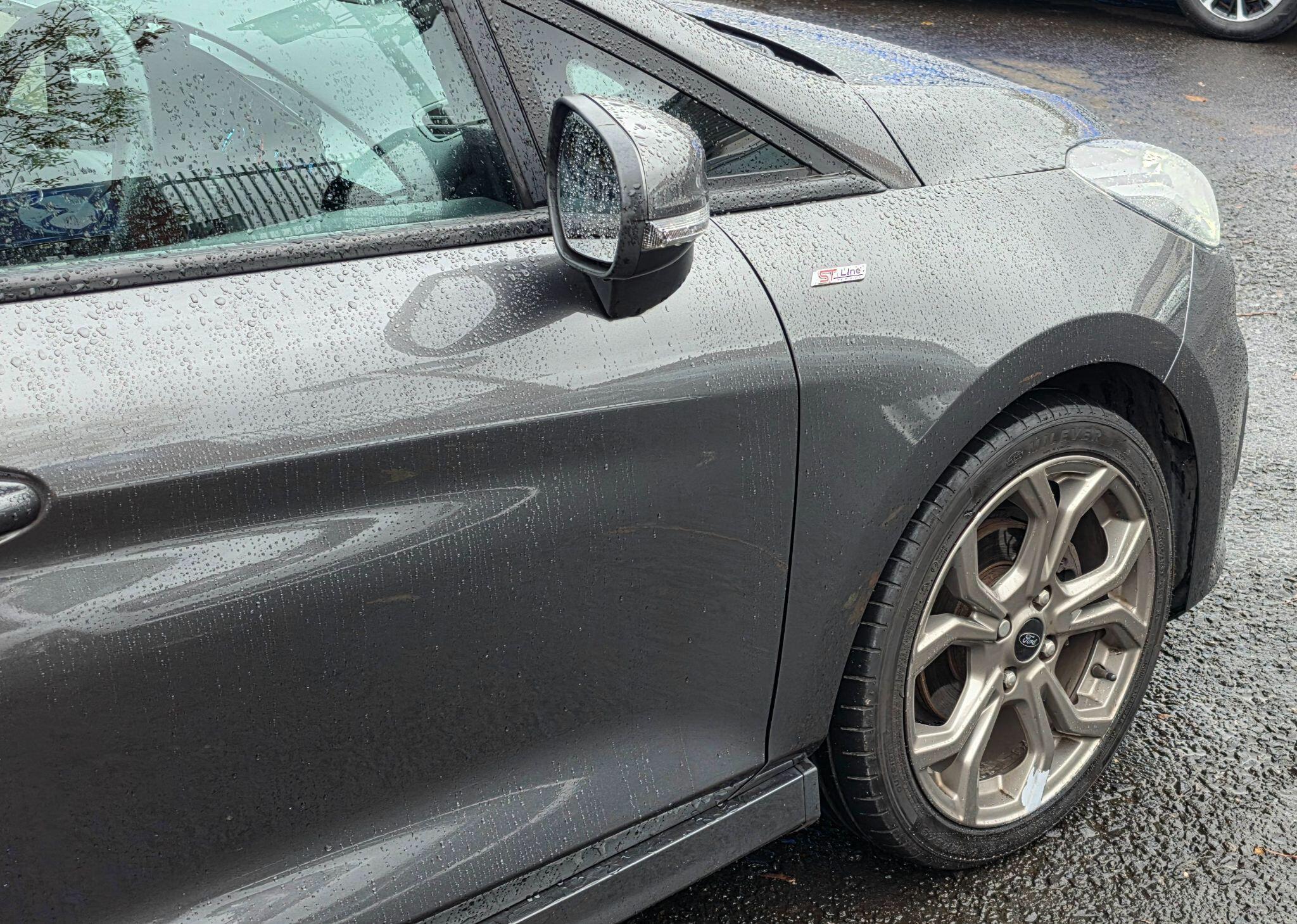 Ford Fiesta - Image 10