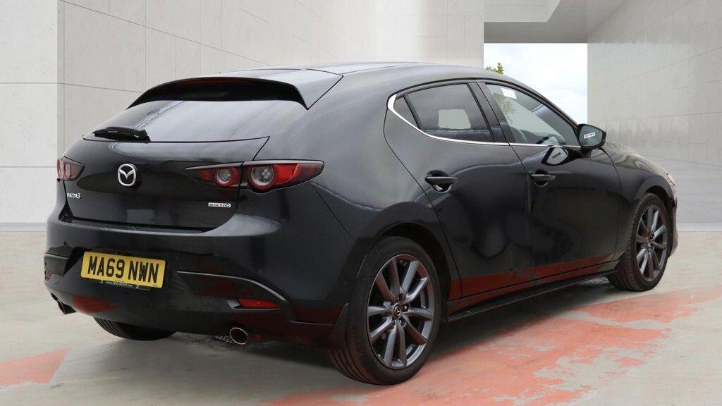 Mazda MAZDA3 - Image 5