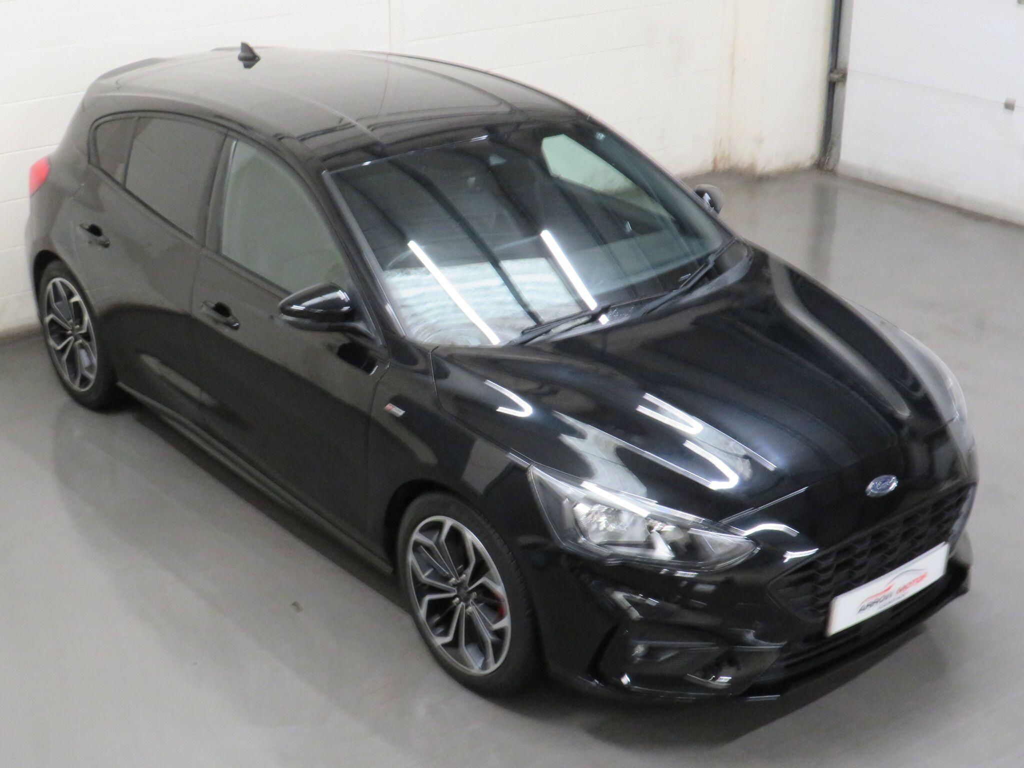 Ford Focus - Image 9