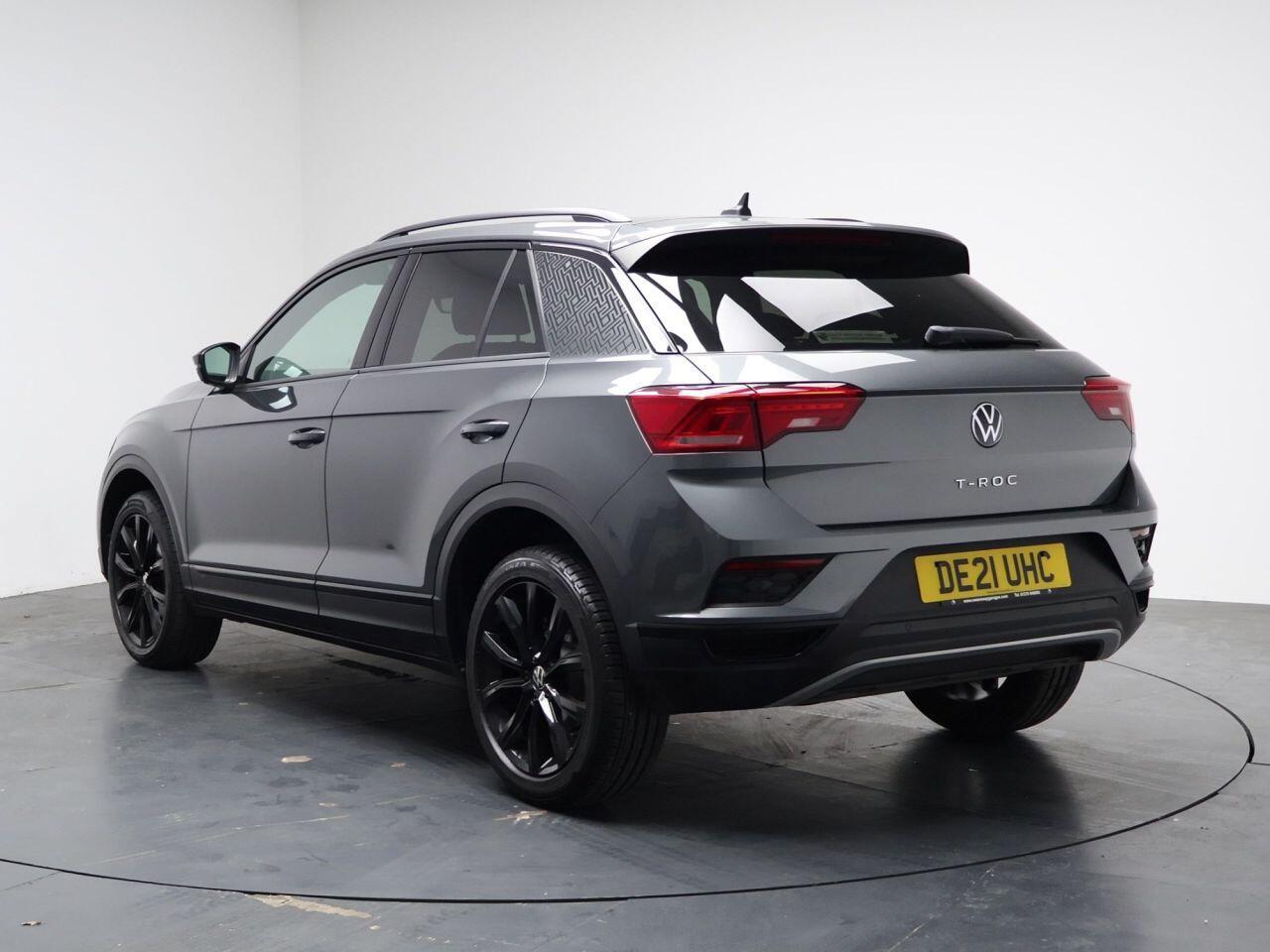 Volkswagen T-Roc - Image 9