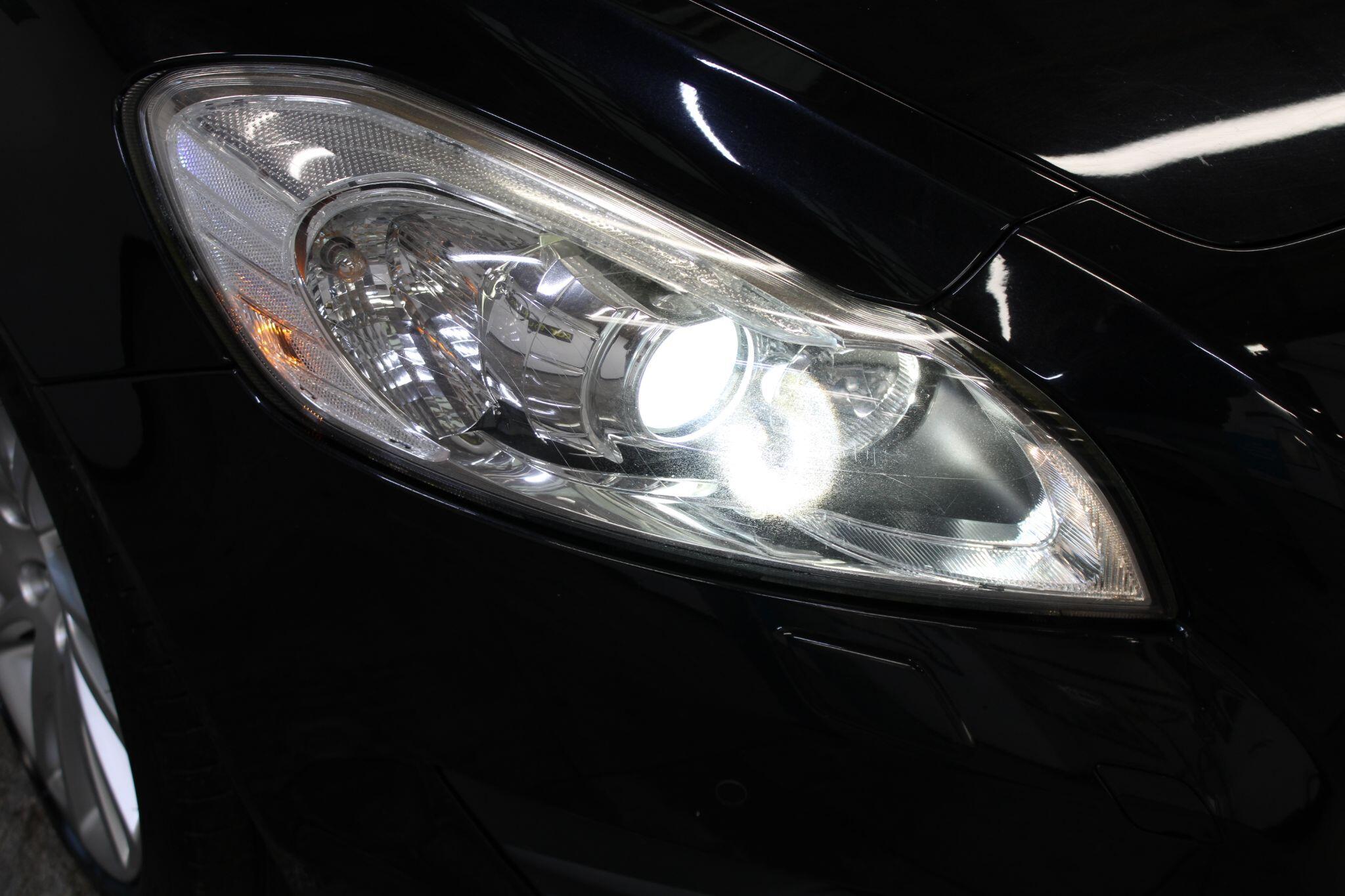 Volvo C70 - Image 30
