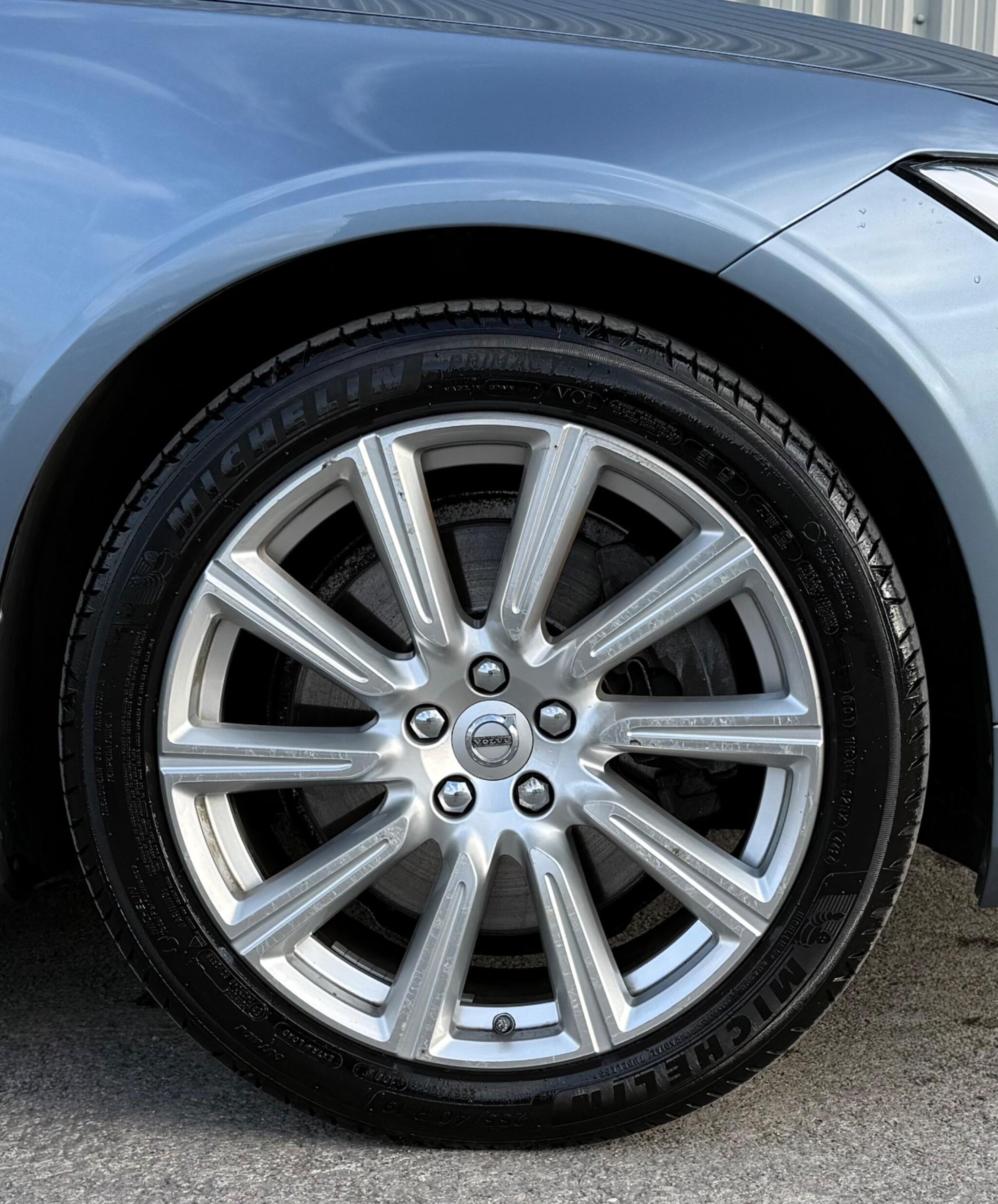 Volvo S90 - Image 22