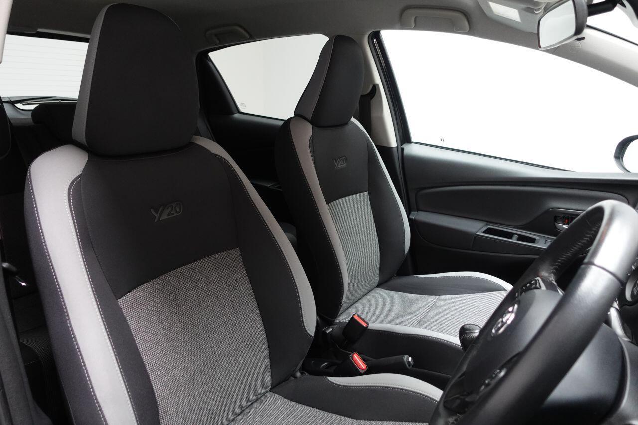 Toyota Yaris - Image 3