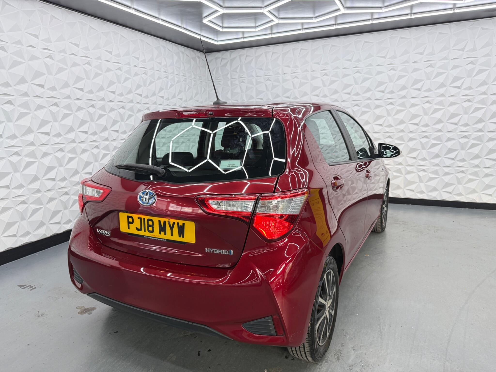 Toyota Yaris - Image 12