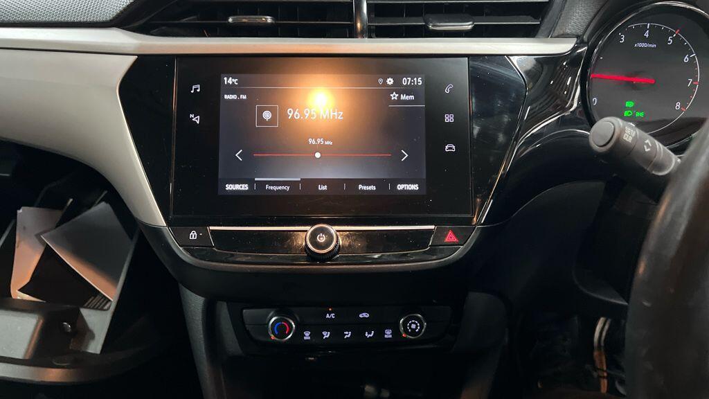 Vauxhall Corsa - Image 3