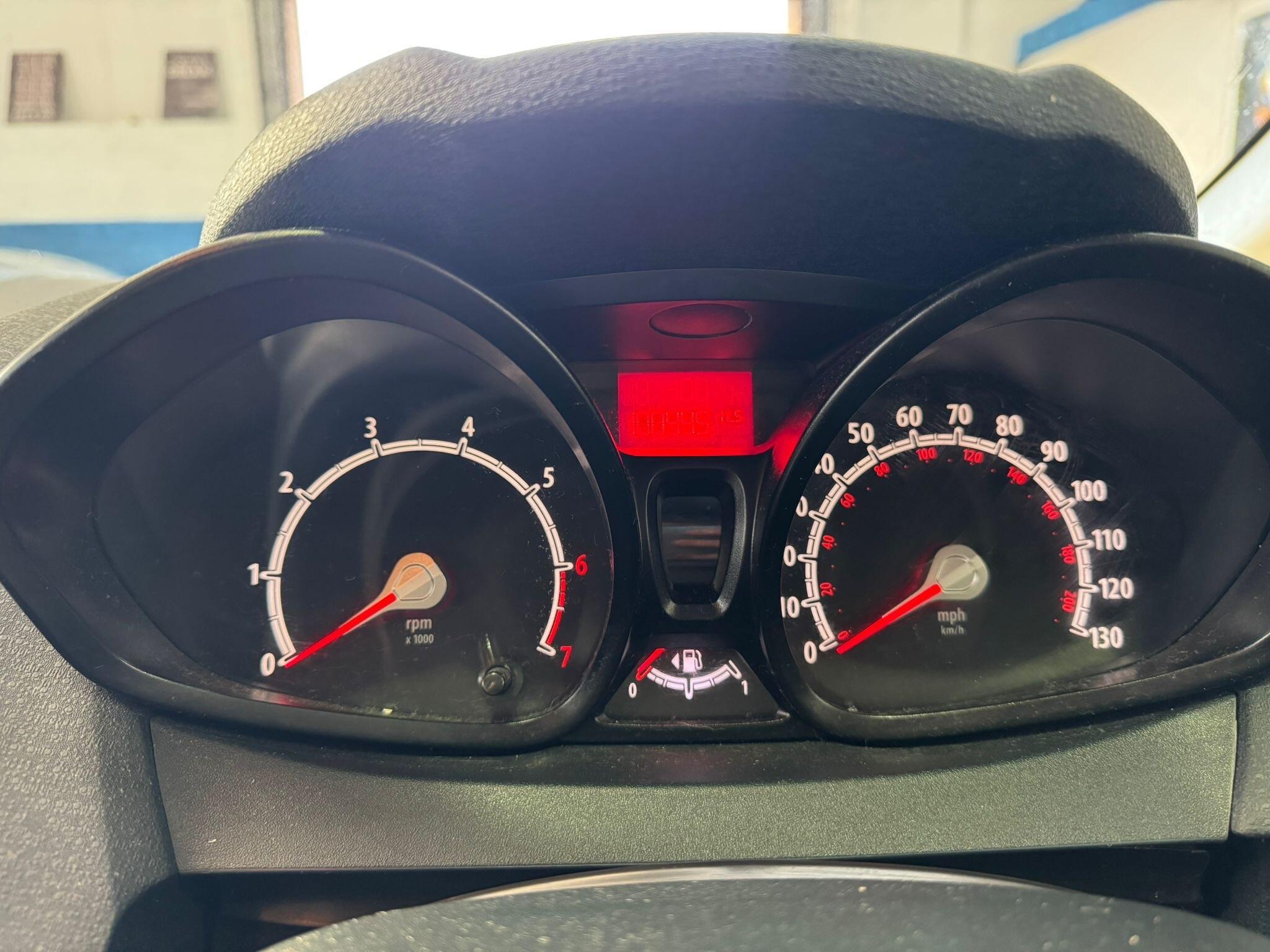 Ford Fiesta - Image 21