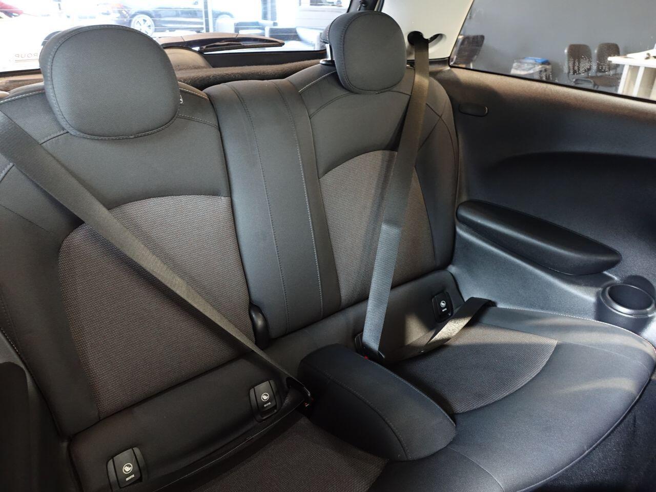 MINI Hatch - Image 14