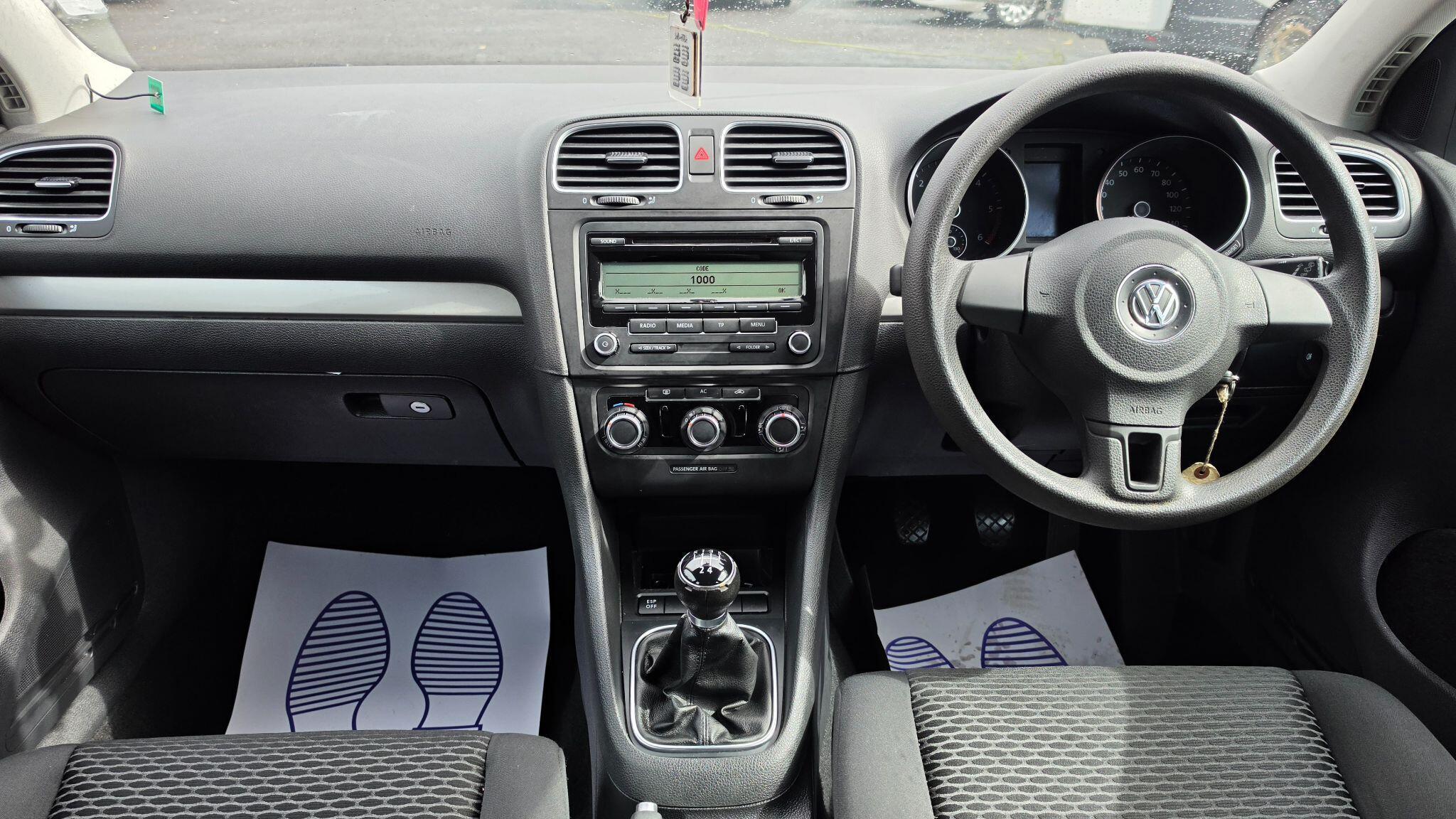 Volkswagen Golf - Image 20