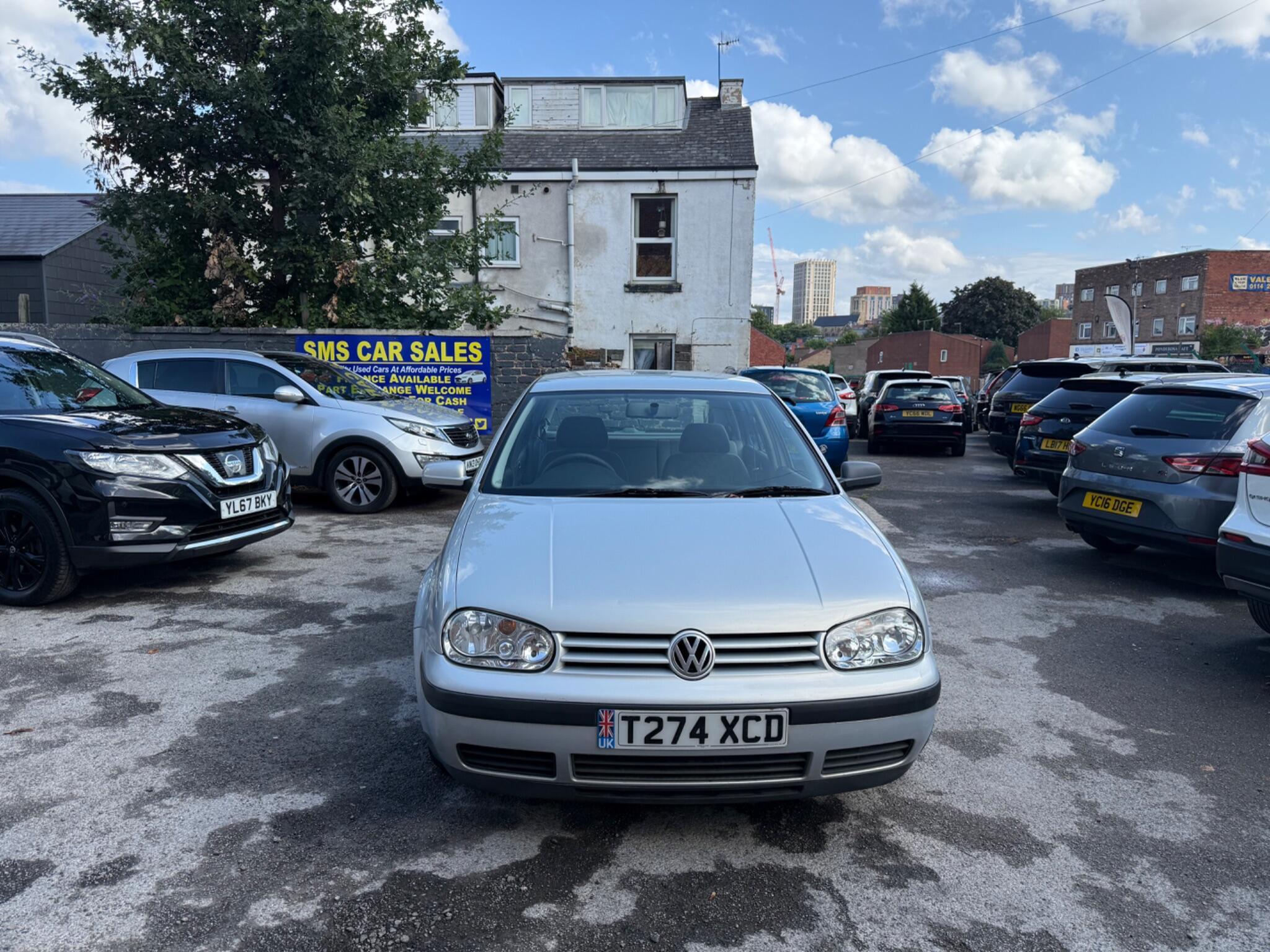 Volkswagen Golf - Image 2
