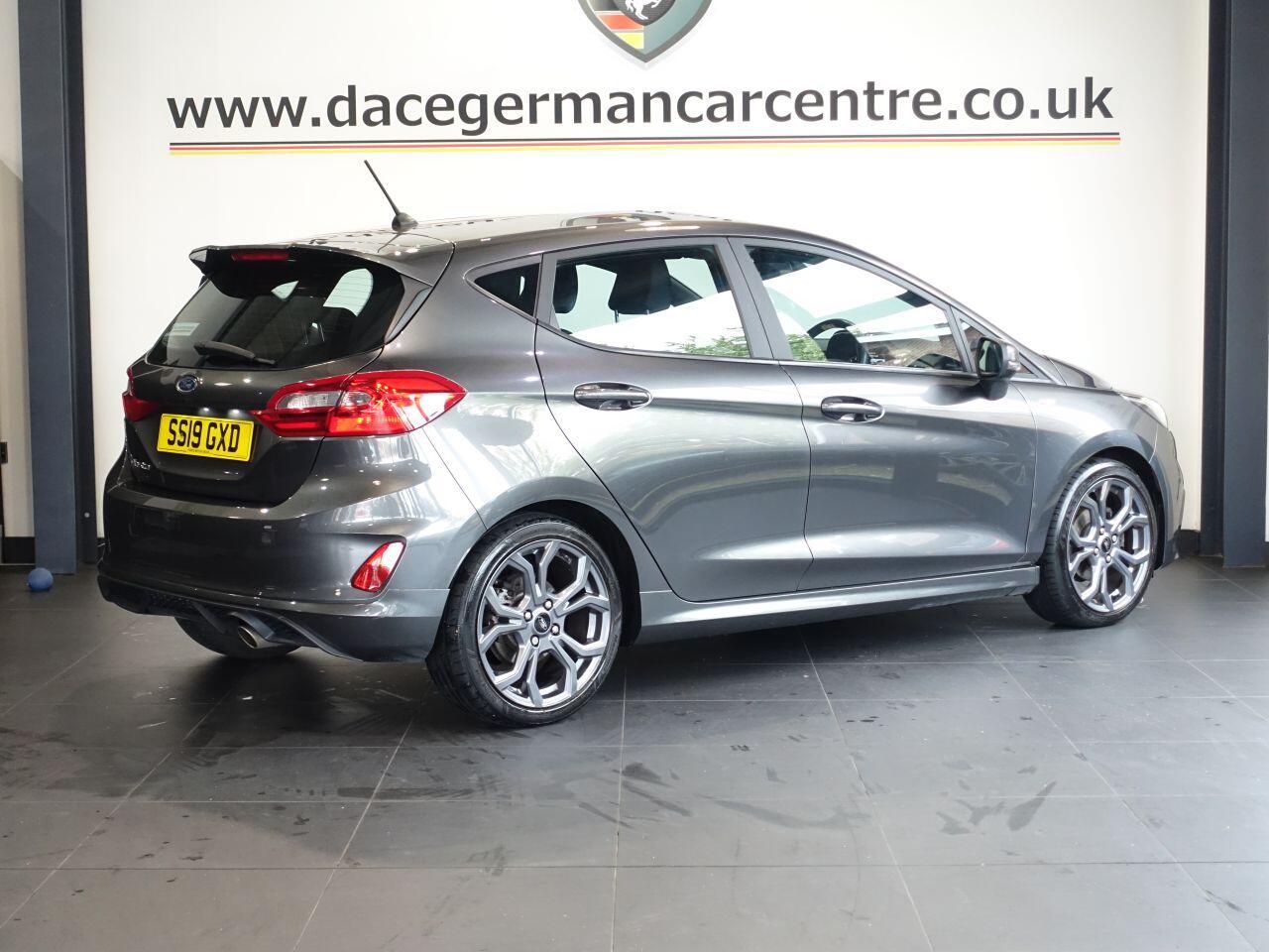 Ford Fiesta - Image 6