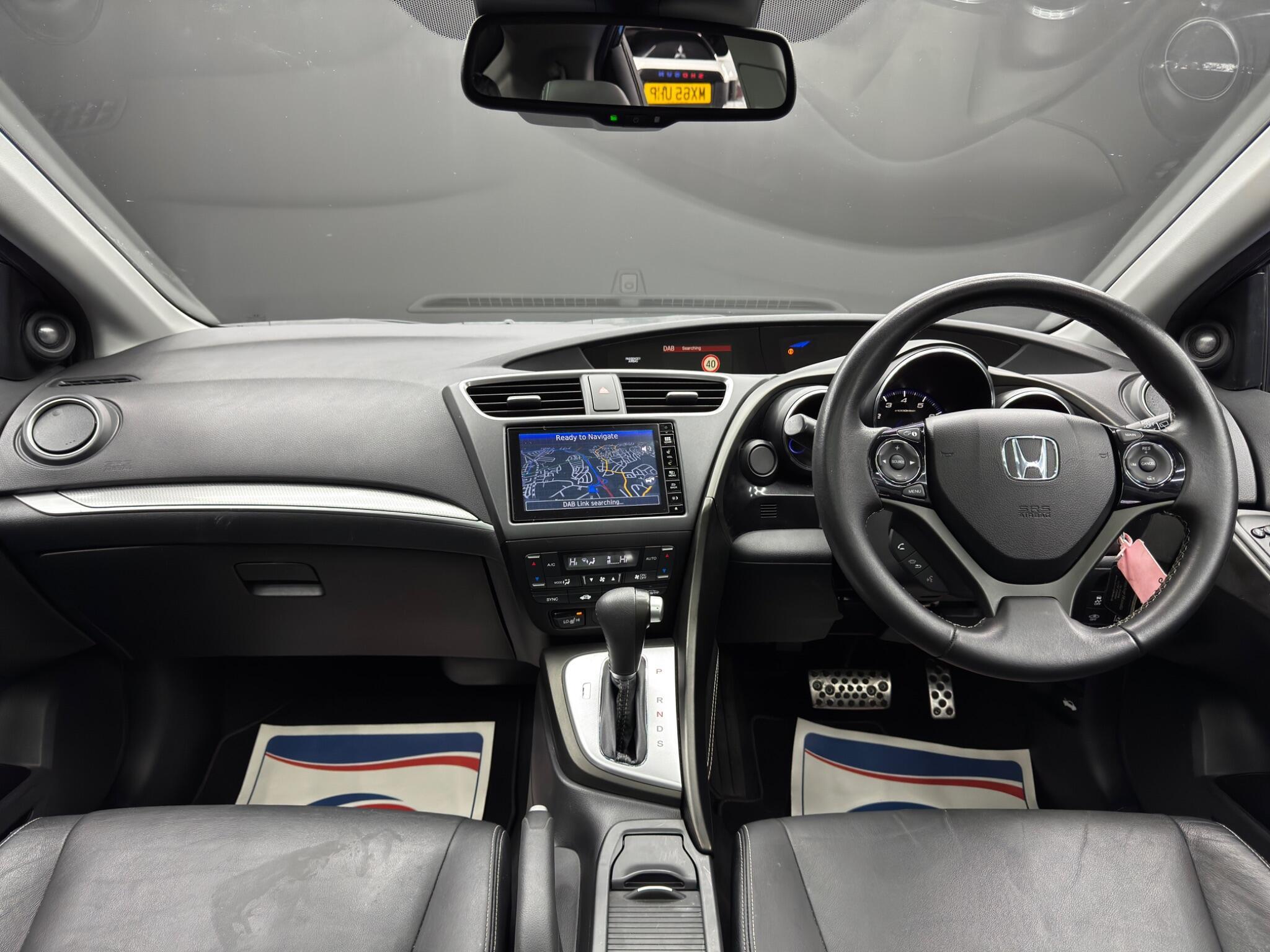 Honda Civic - Image 10