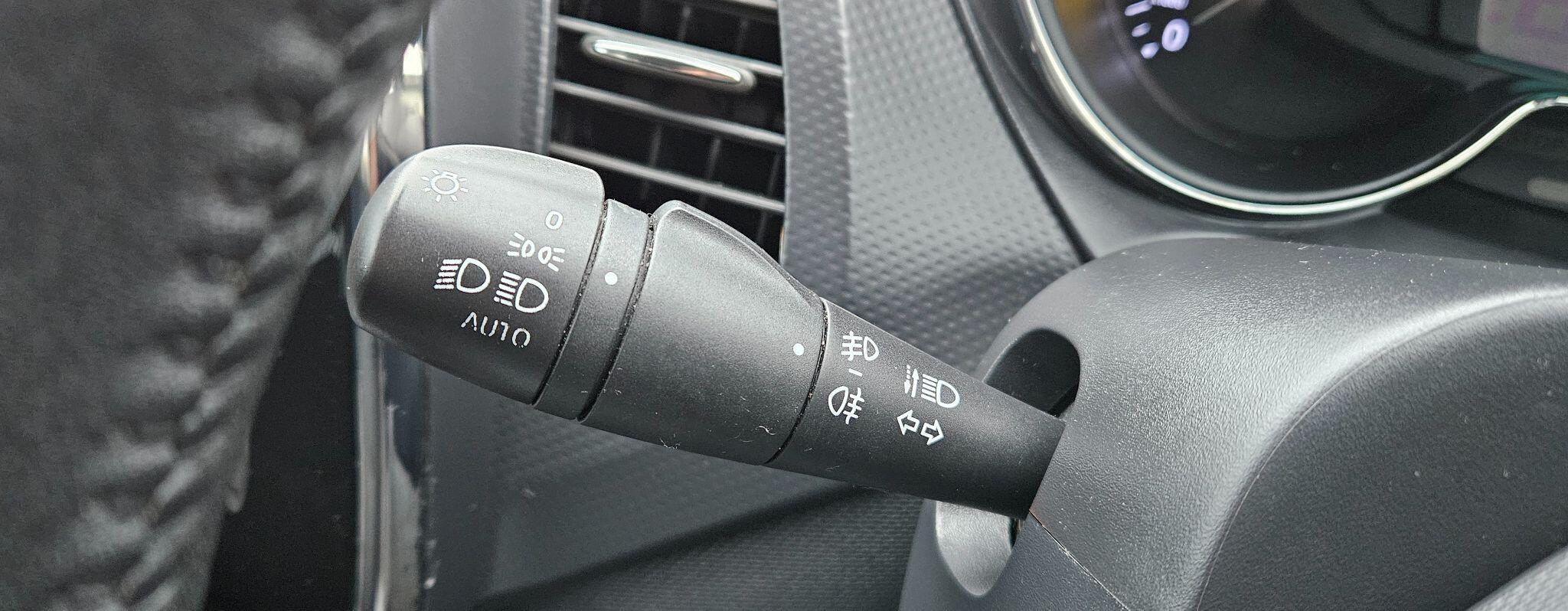 Renault Captur - Image 18