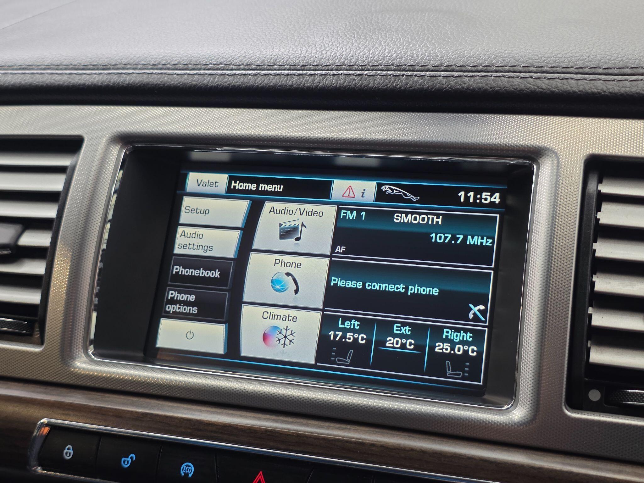 Jaguar XF - Image 15