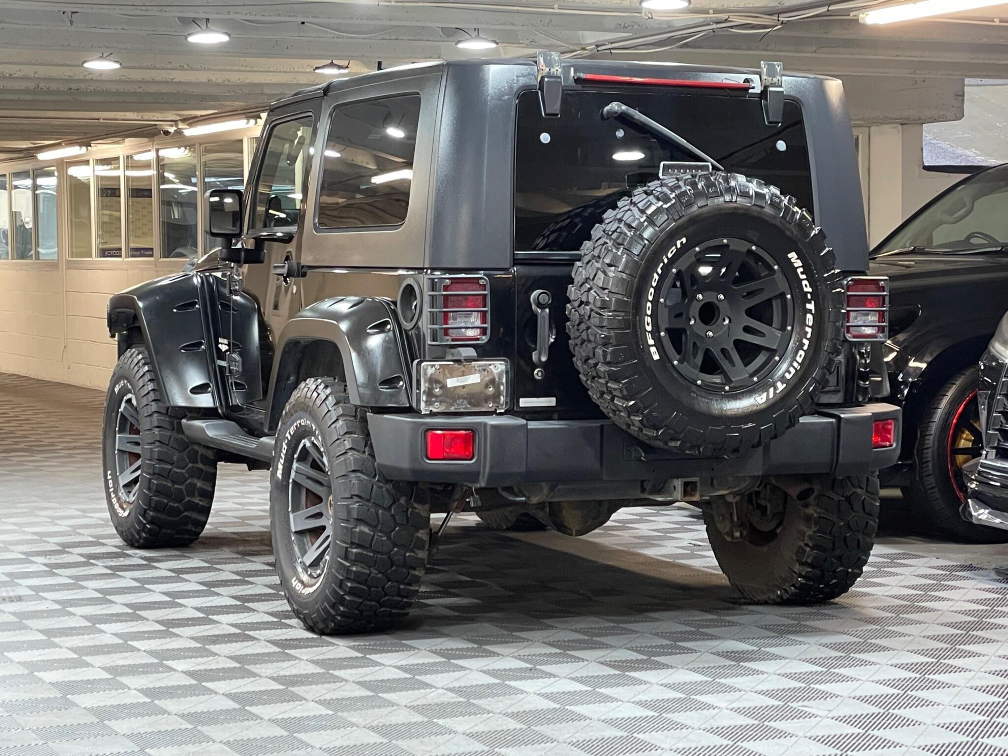Jeep Wrangler - Image 3