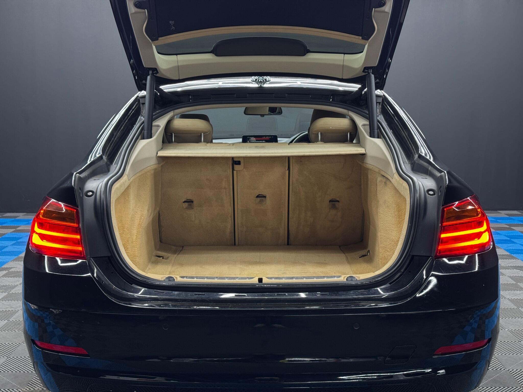 BMW 4 SERIES GRAN COUPE - Image 38