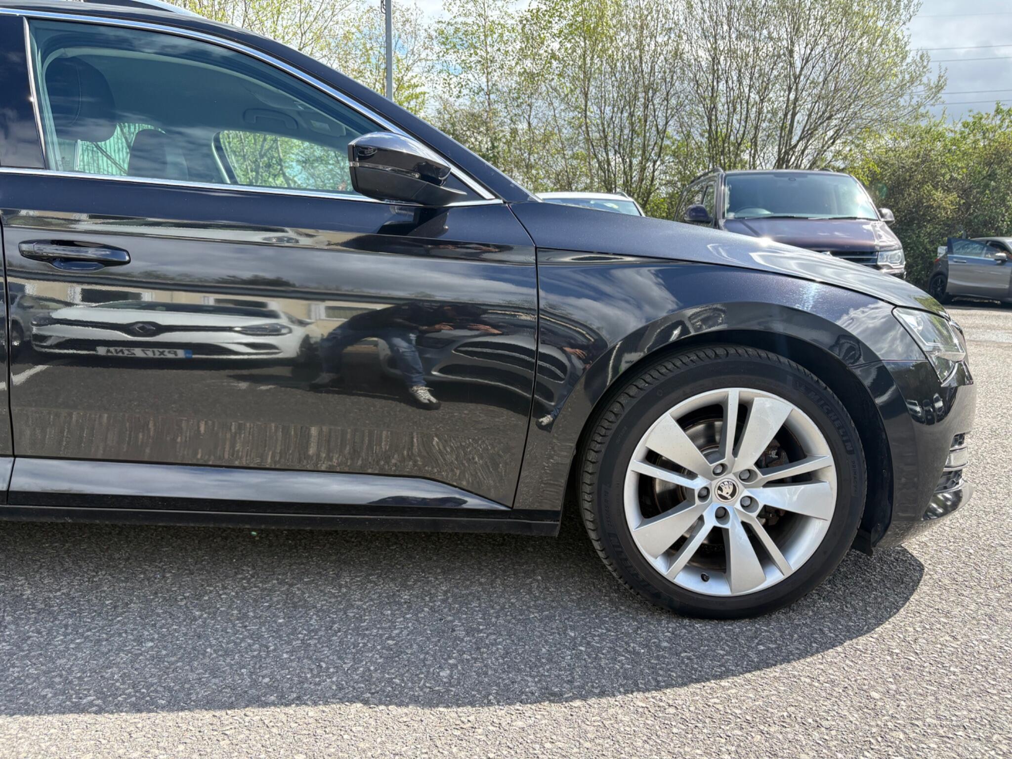 Skoda Superb - Image 23