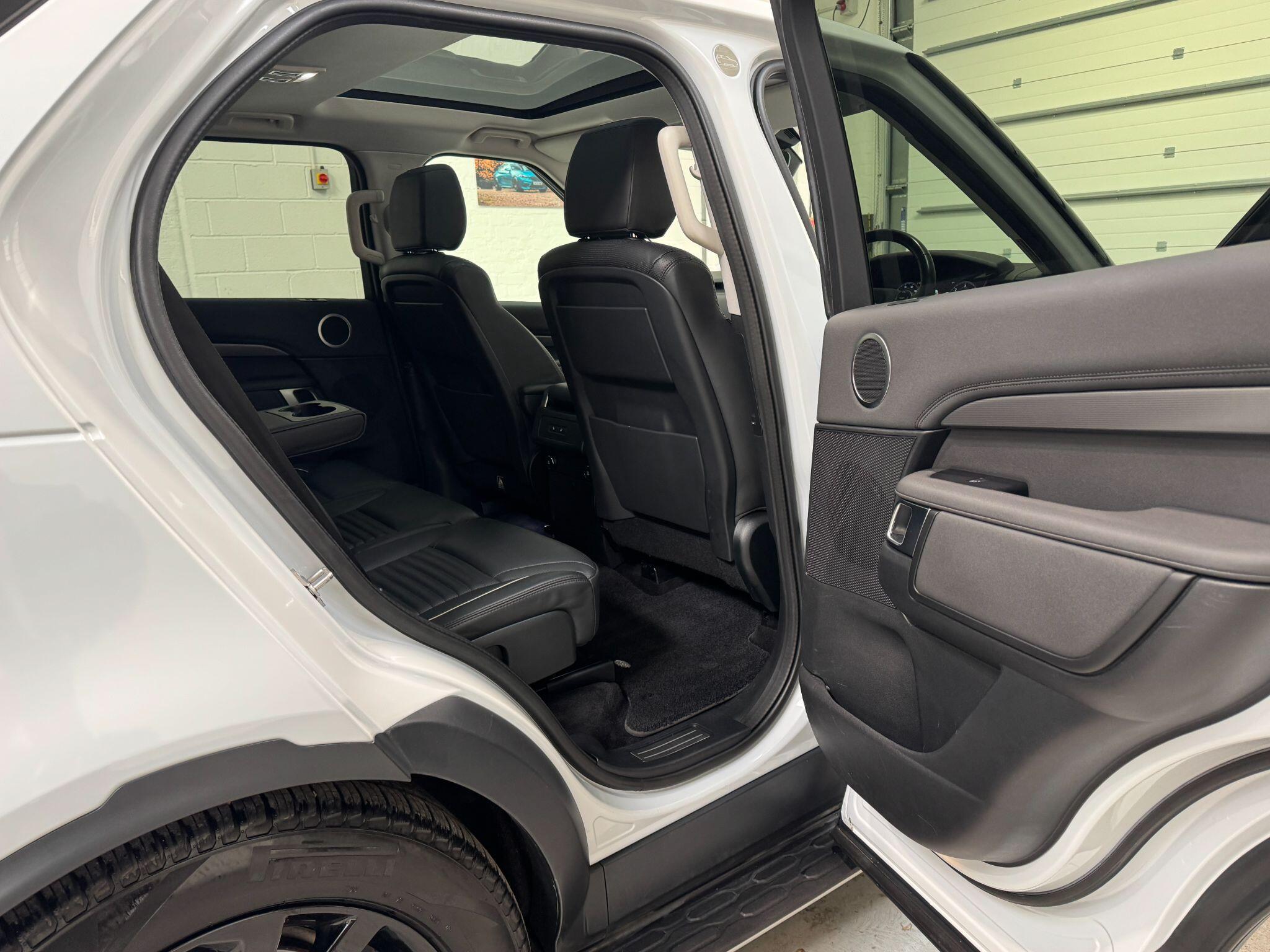 Land Rover Discovery - Image 60