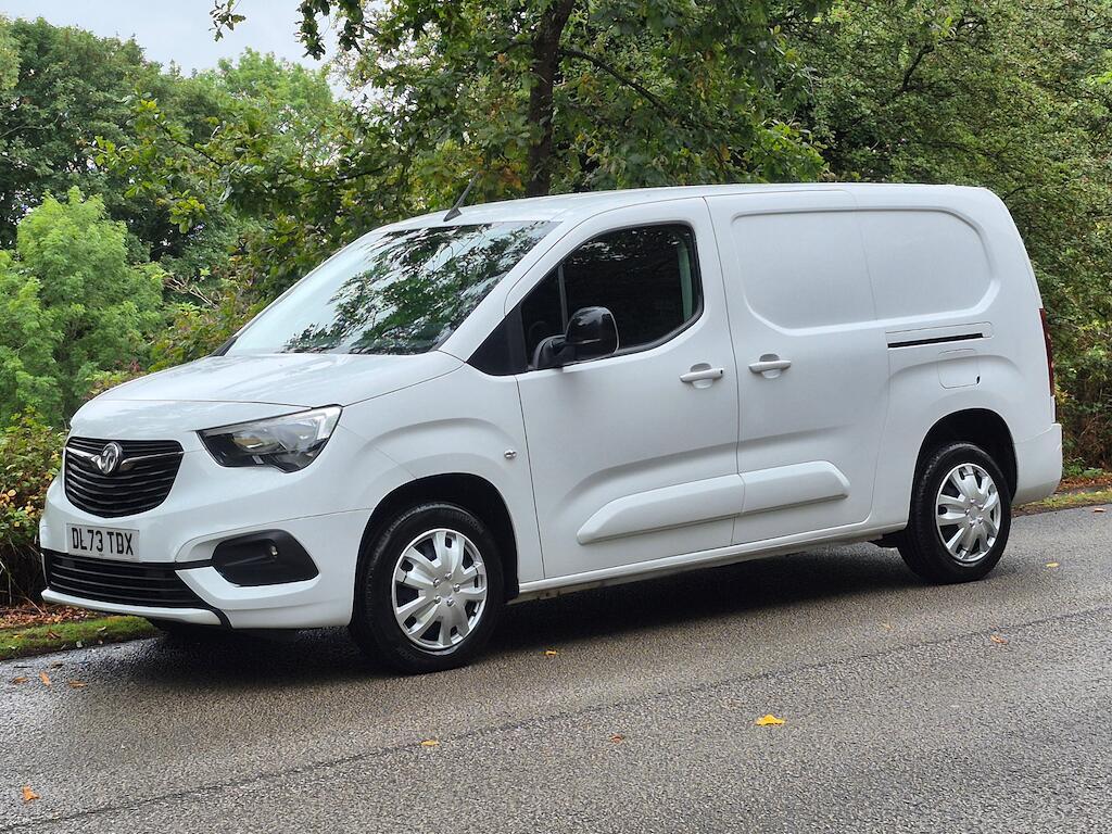Vauxhall Combo - Image 2