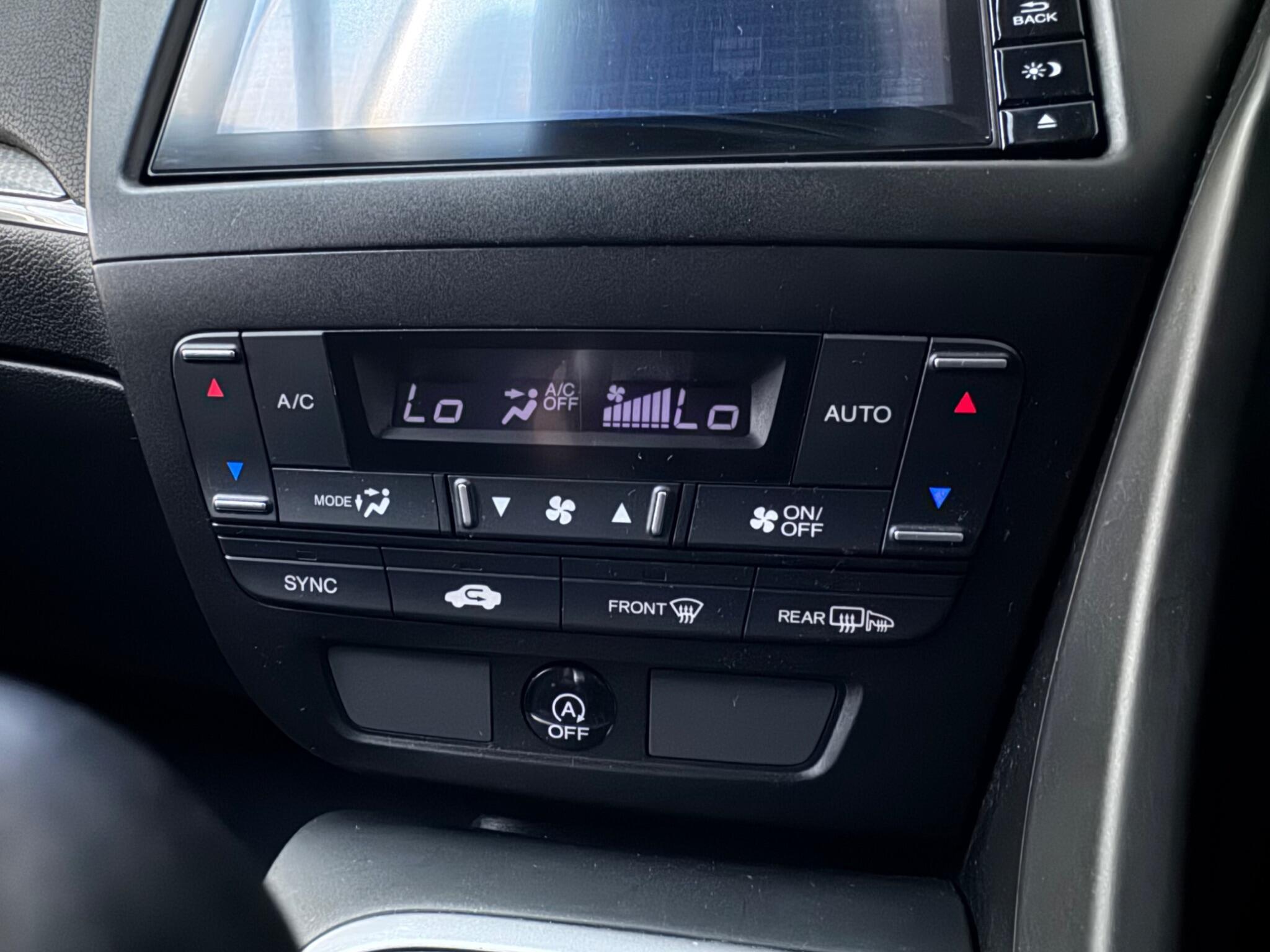 Honda Civic - Image 19