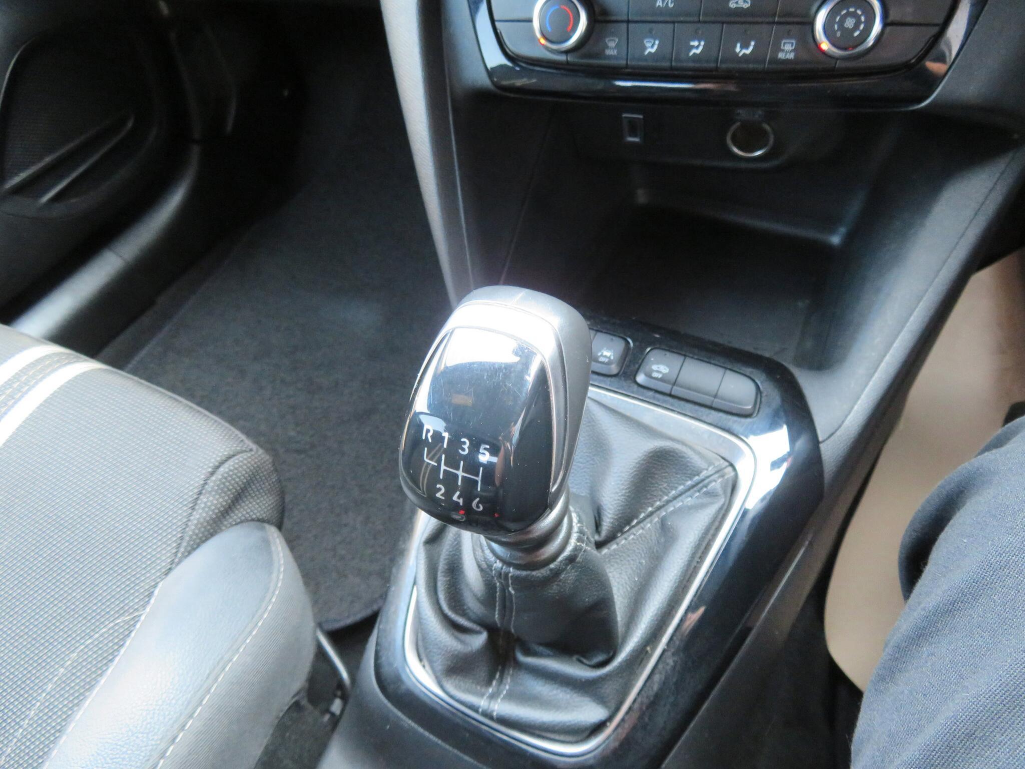 Vauxhall Corsa - Image 14