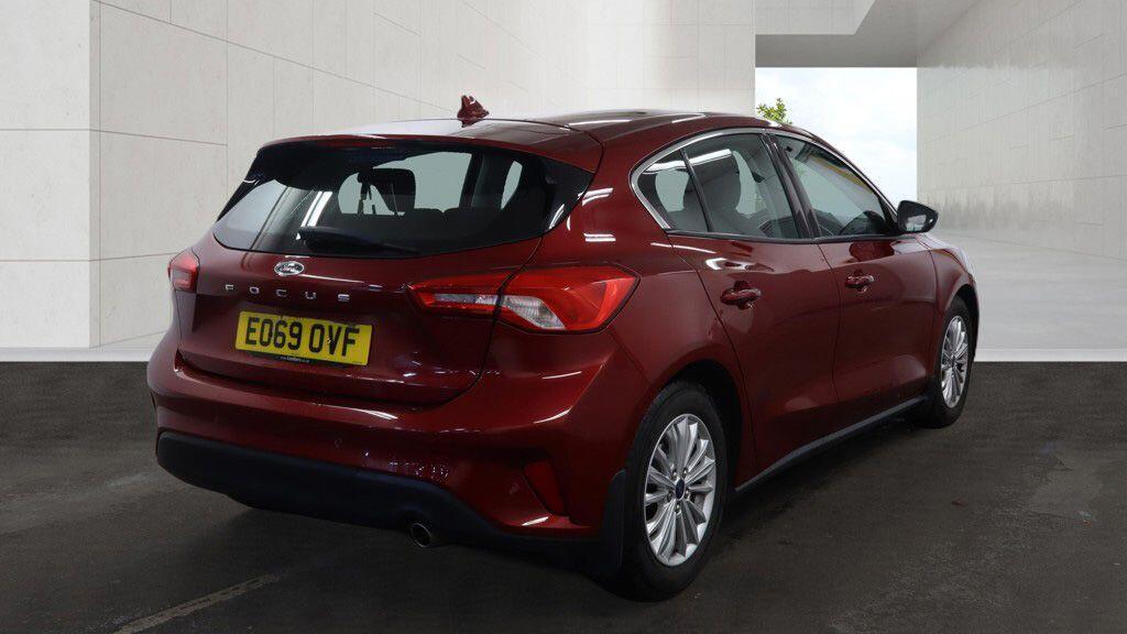 Ford Focus - Image 5