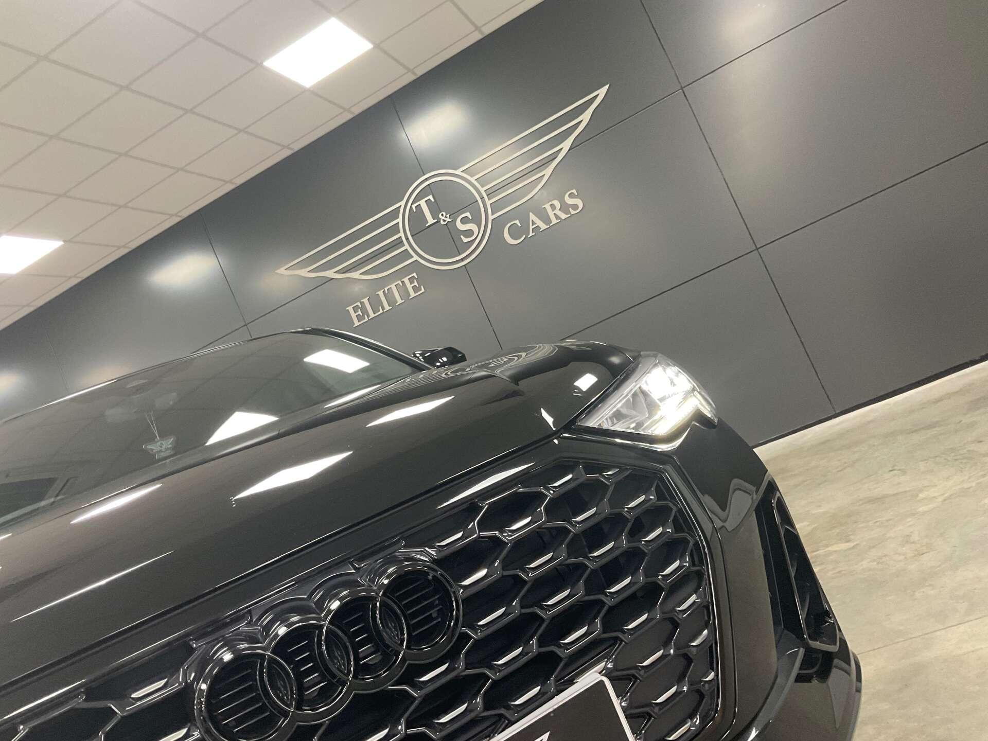 Audi Q3 - Image 19