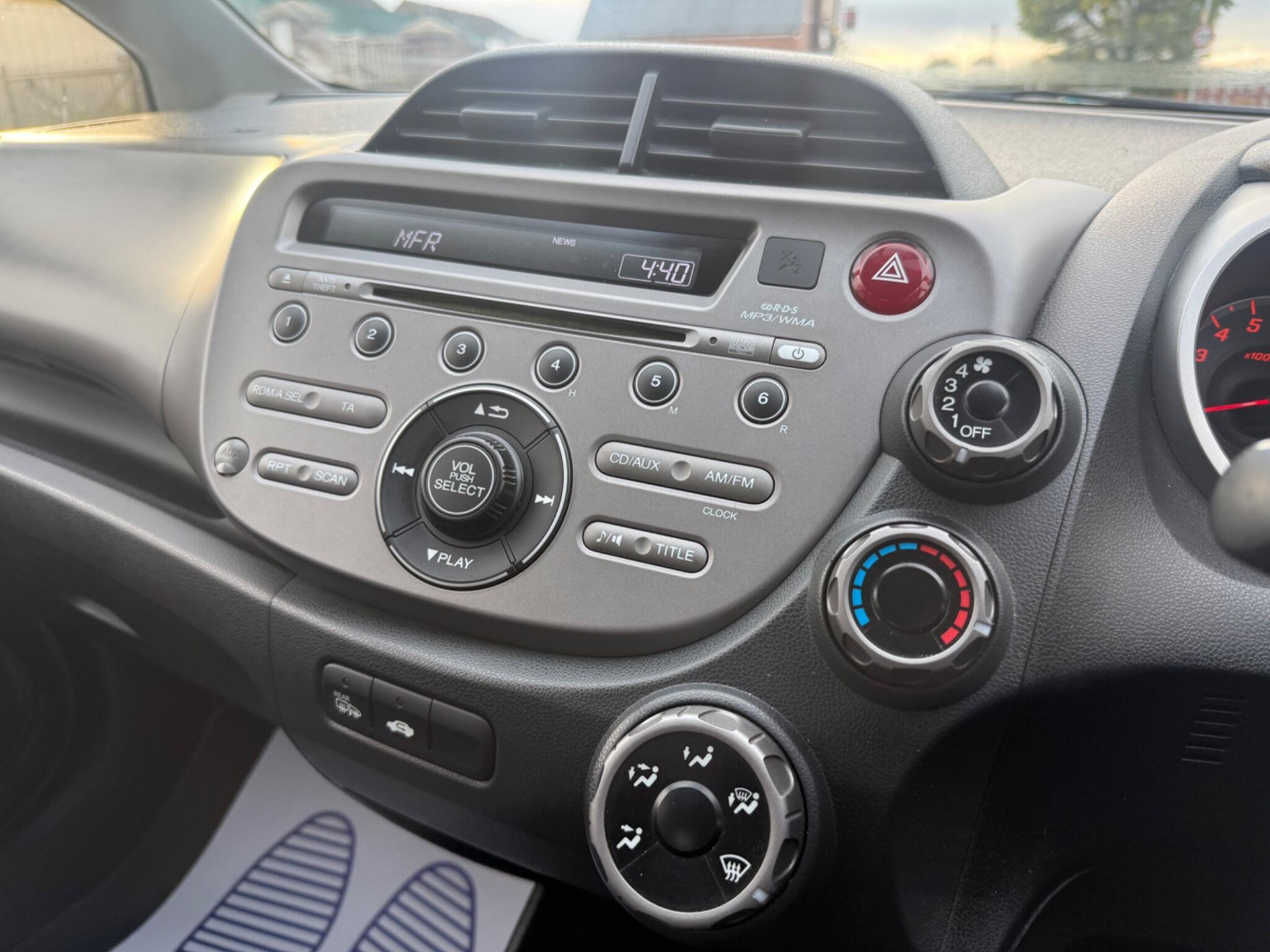 Honda Jazz - Image 17