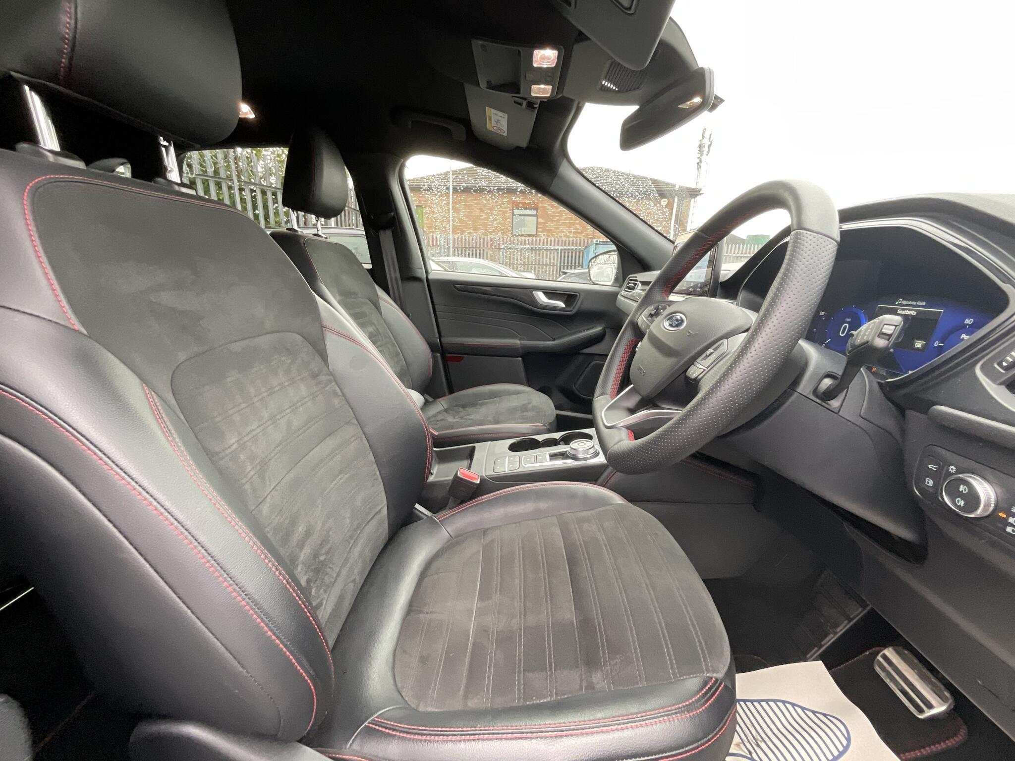 Ford Kuga - Image 9